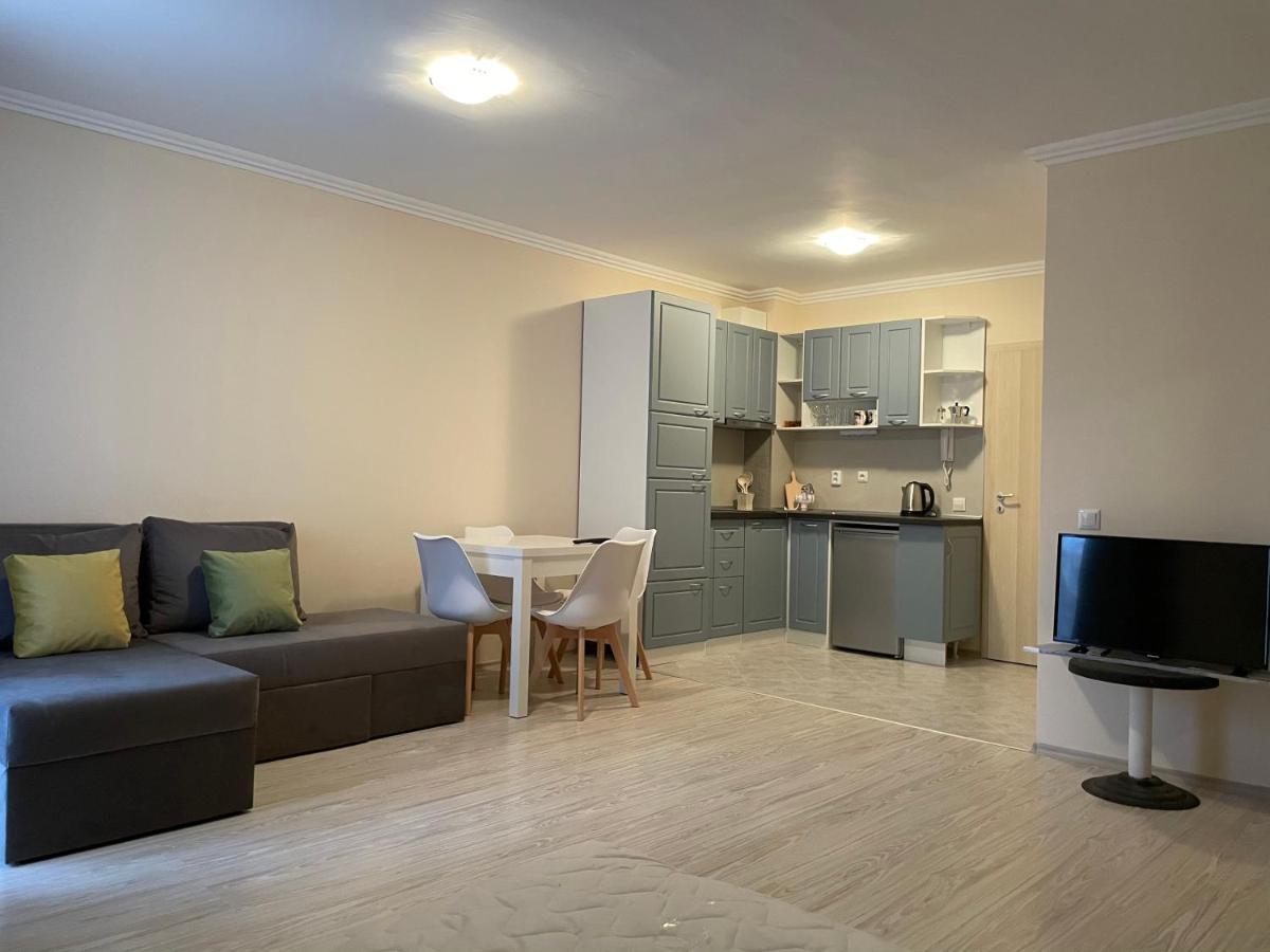 Apartments In Vip Classic Sunny Beach Ngoại thất bức ảnh